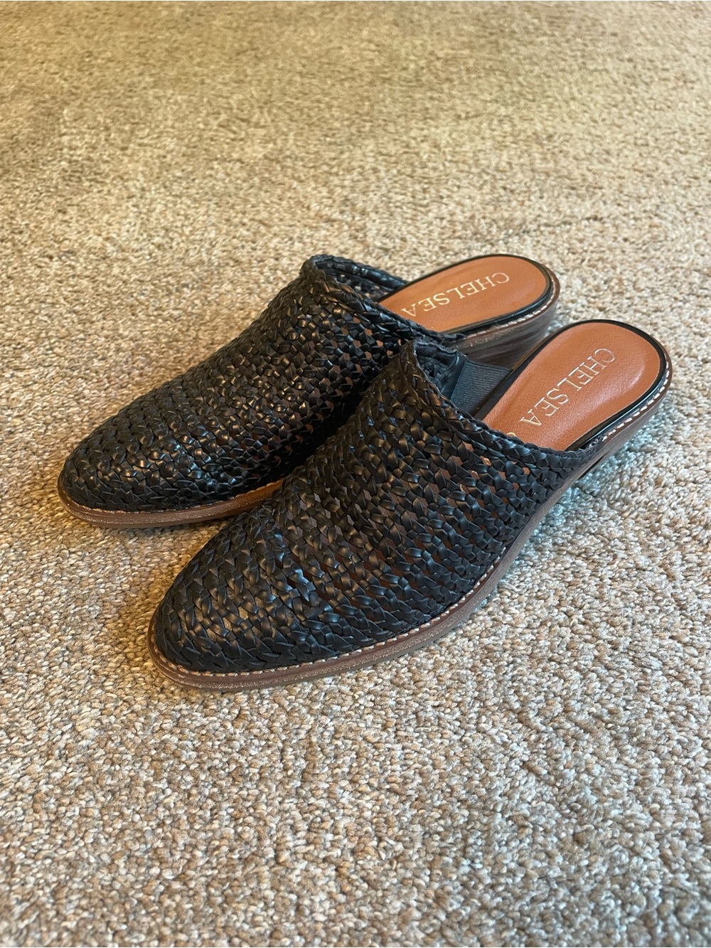 Chelsea & Violet Auggie Woven Leather Black Slip-On Mules Sz: 6.5 Coastal chic